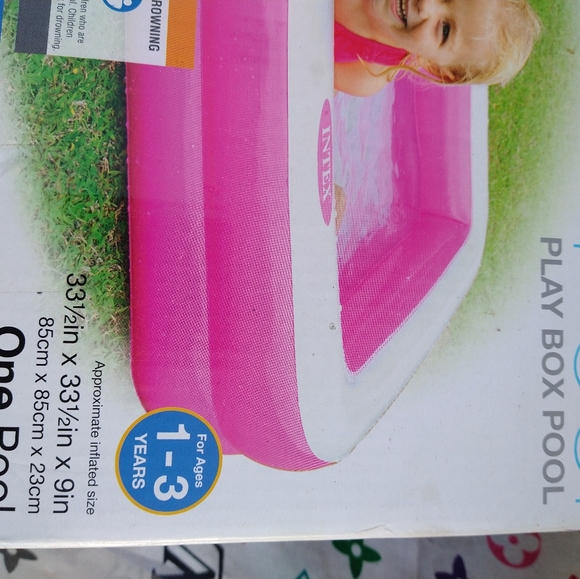 Pool - Picture 2 of 3